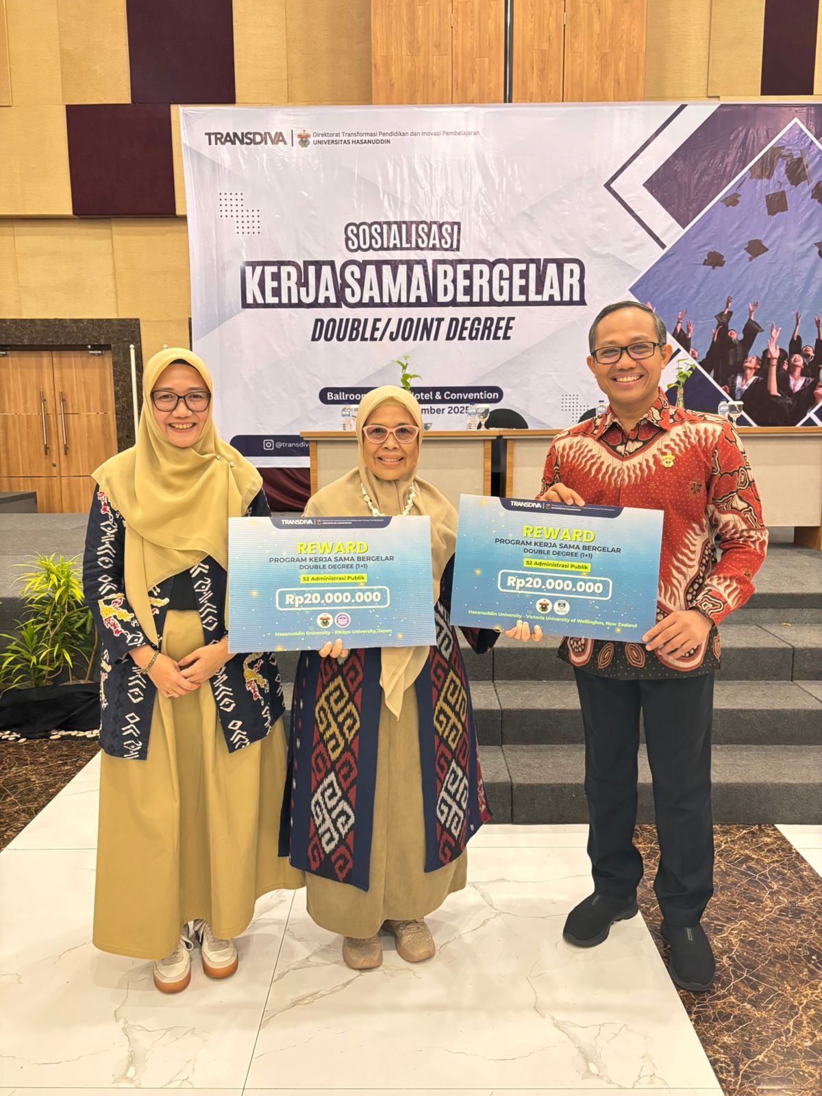 Program Studi Magister Administrasi Publik Unhas Raih Penghargaan atas Keberhasilan Kelola Dua Program Internasional